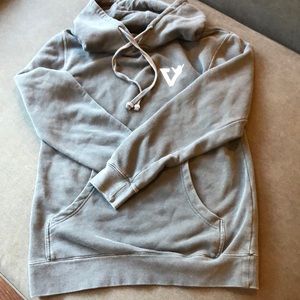 Vissla Grey Distressed Hoodie Sweatshirt